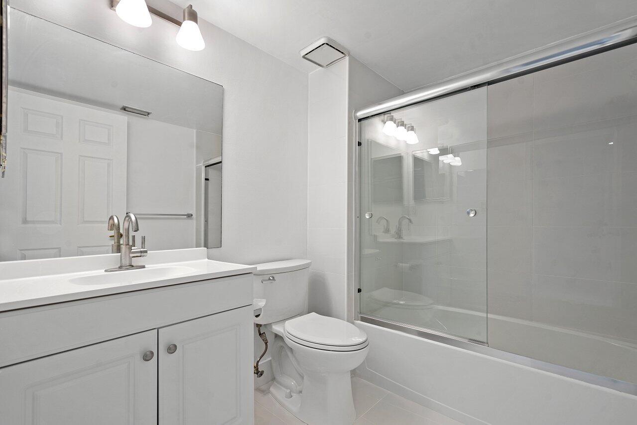 3190 Leewood Terrace, Unit L104 Boca Raton, FL 33431 - Photo 15 of 24 Bath 2
