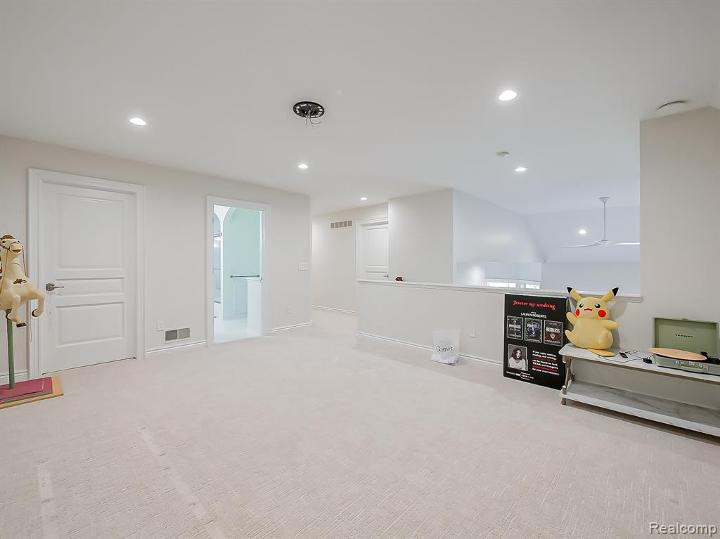 3586 Walnut Brook Drive Rochester Hills, MI 48309 - Photo 50 of 82