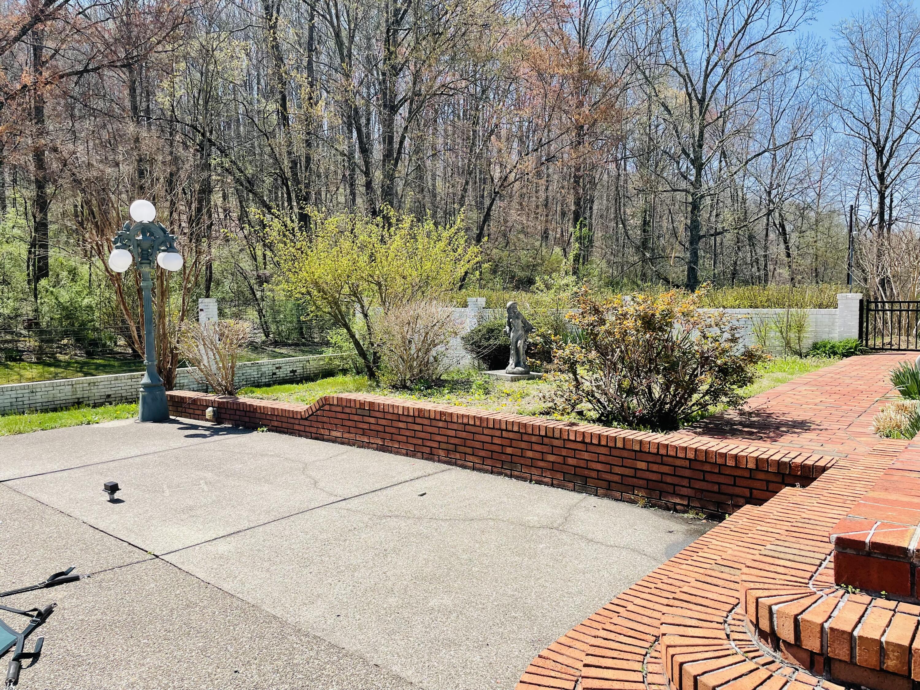 310 Sunny Brook Road Heidrick, KY 40949 - Photo 11 of 68 Private entrance