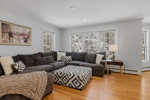 $1,049,000 | 1 Pheasant Lane, Portsmouth, NH 03801