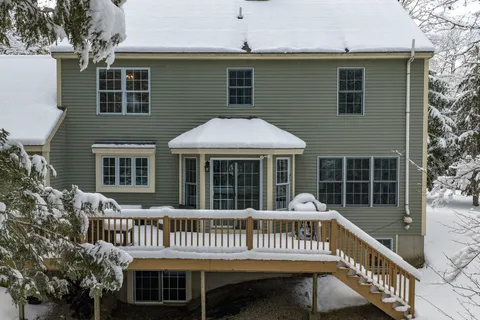 $1,049,000 | 1 Pheasant Lane, Portsmouth, NH 03801