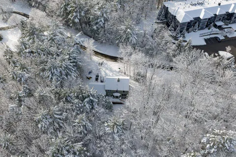 $1,100,000 | 1 Pheasant Lane, Portsmouth, NH 03801