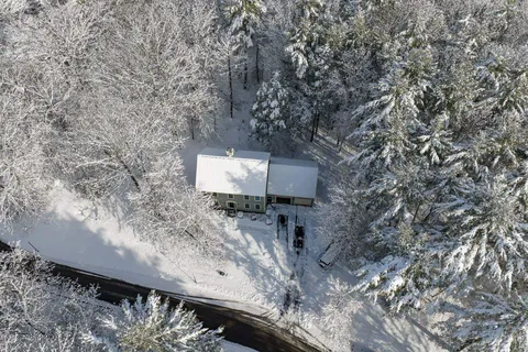 $1,049,000 | 1 Pheasant Lane, Portsmouth, NH 03801