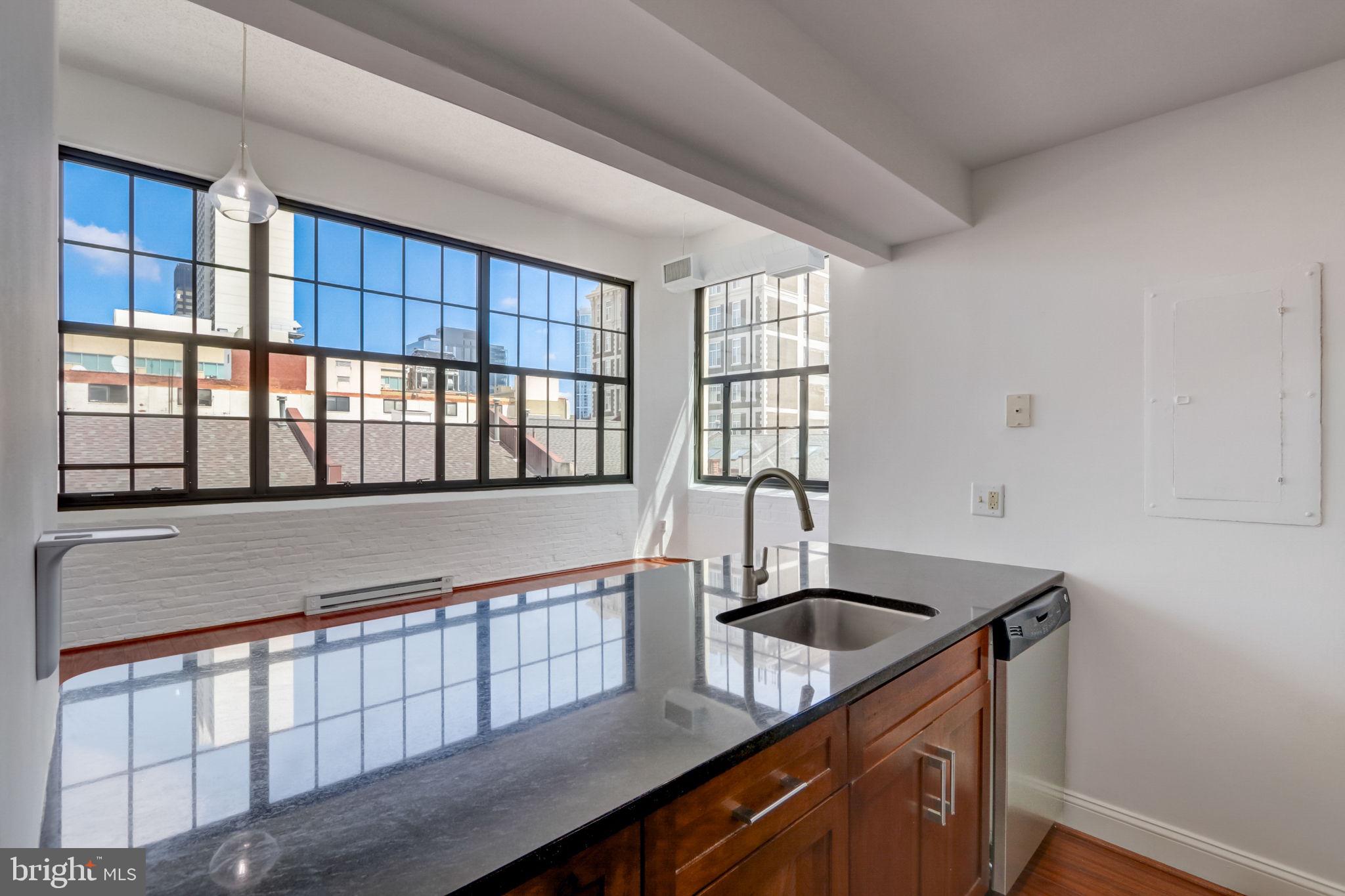 2429 Locust Street, Unit 422 Philadelphia, PA 19103 - Photo 16 of 34