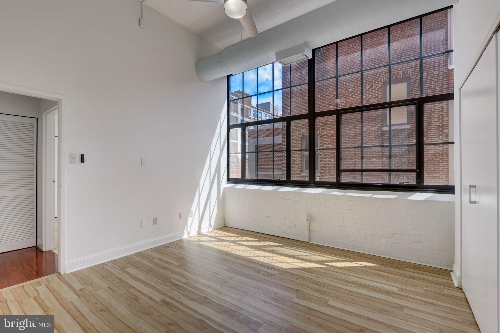 2429 Locust Street, Unit 422 Philadelphia, PA 19103 - Photo 21 of 34
