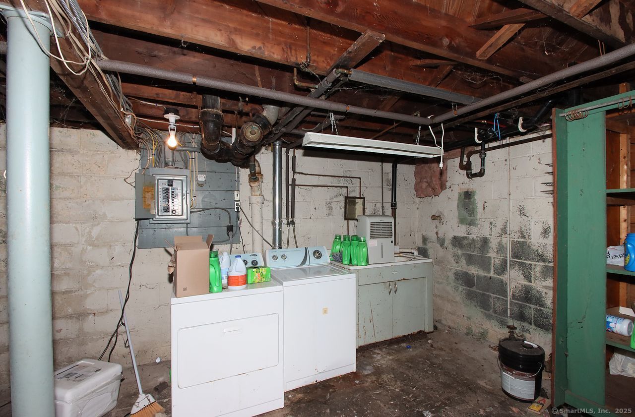 520 Hartford Turnpike Hamden, CT 06517 - Photo 29 of 32