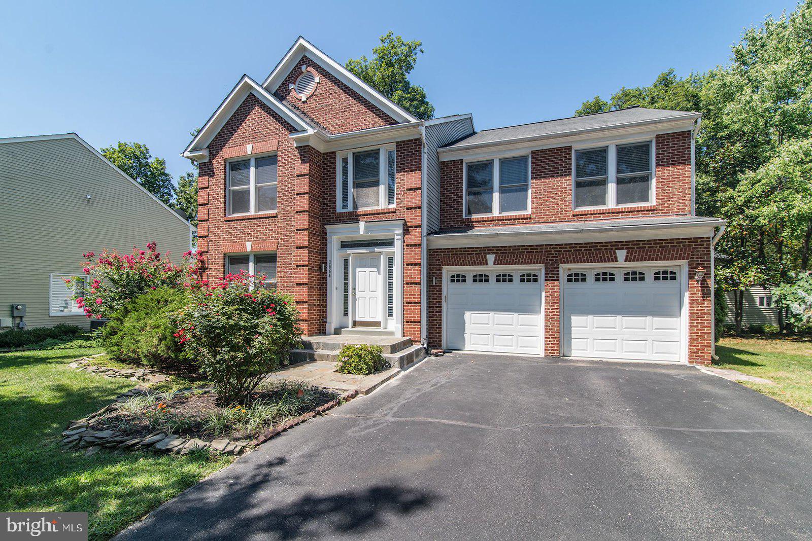 2064 Madrillon Road Vienna, VA 22182 - Photo 3 of 68 Gallery Image 3