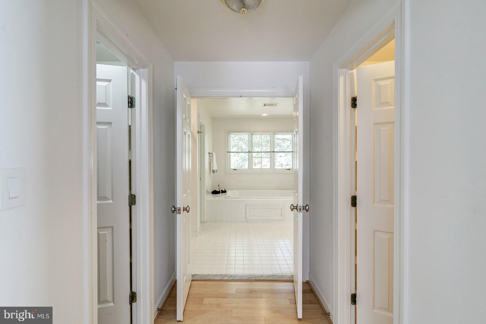 2064 Madrillon Road Vienna, VA 22182 - Photo 49 of 68 Gallery Image 49