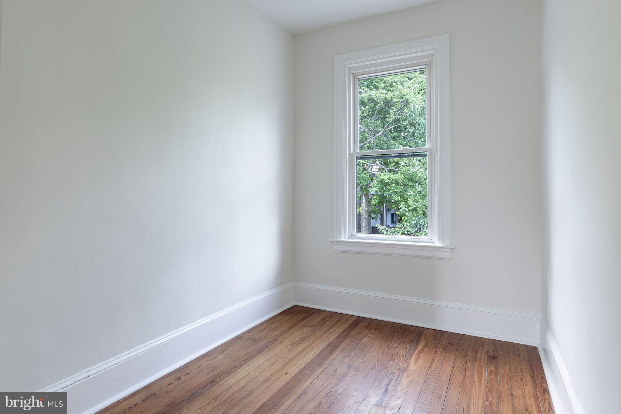 1016 10th Street Northeast Washington, DC 20002 - Photo 23 of 34