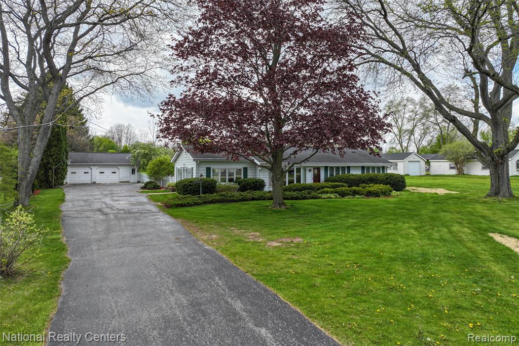 4347 North Gale Road Davison, MI 48423 - Photo 4 of 46