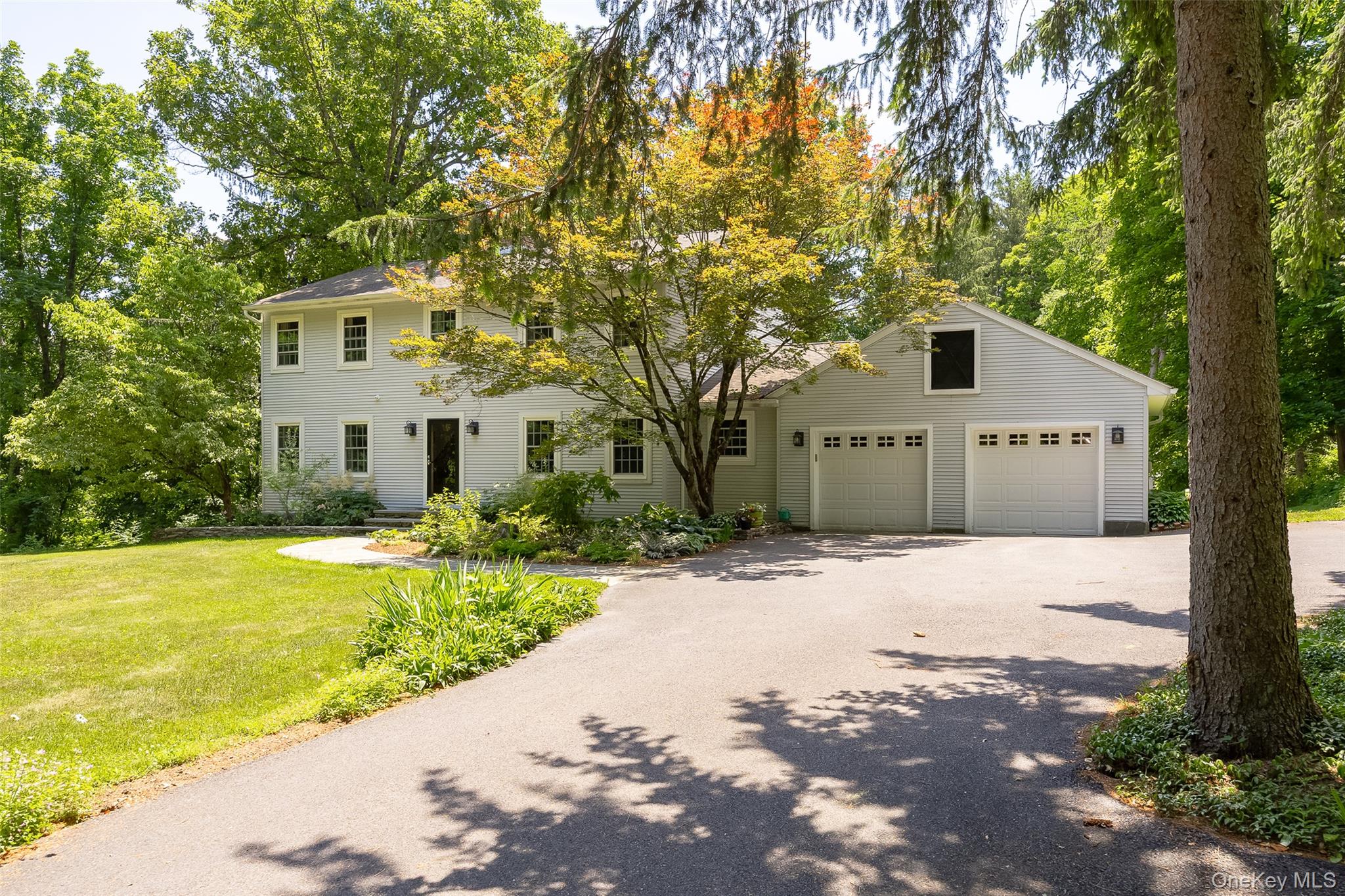 326 Mills Cross Road Staatsburg, NY 12580 - Photo 3 of 33
