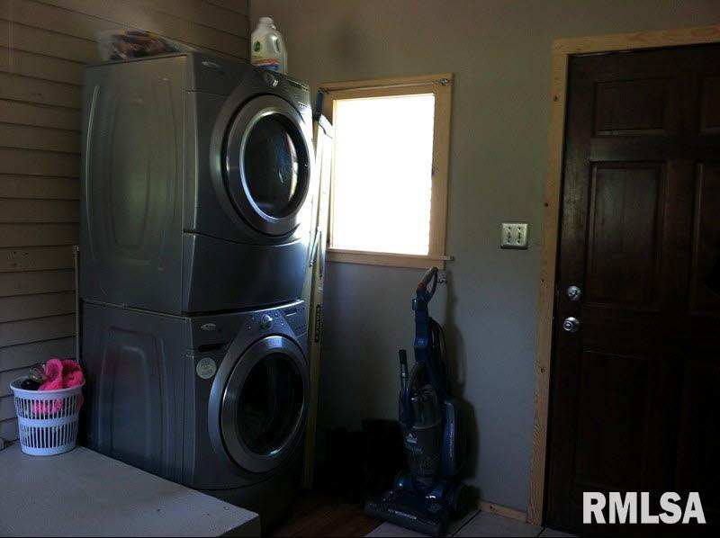 350 Bay Road Carbondale, IL 62903 - Photo 10 of 13