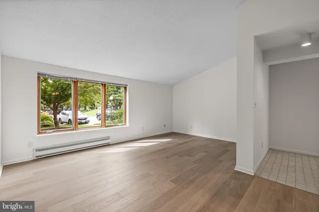 $430,000 | 15 Oakridge Court, Lutherville-Timonium, MD 21093