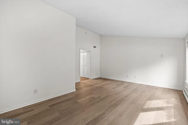 $430,000 | 15 Oakridge Court, Lutherville-Timonium, MD 21093