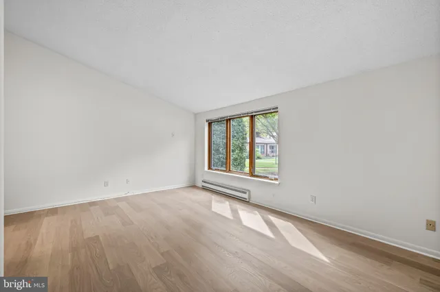 $430,000 | 15 Oakridge Court, Lutherville-Timonium, MD 21093