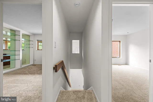 $430,000 | 15 Oakridge Court, Lutherville-Timonium, MD 21093