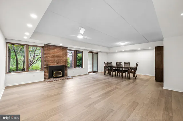 $430,000 | 15 Oakridge Court, Lutherville-Timonium, MD 21093