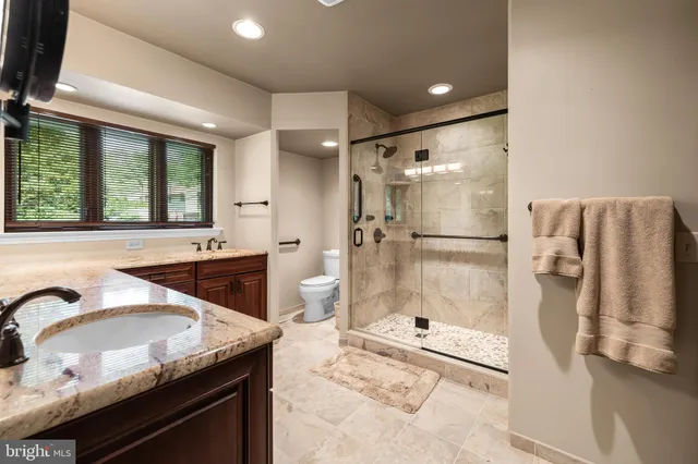 $430,000 | 15 Oakridge Court, Lutherville-Timonium, MD 21093