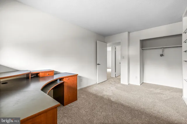 $430,000 | 15 Oakridge Court, Lutherville-Timonium, MD 21093