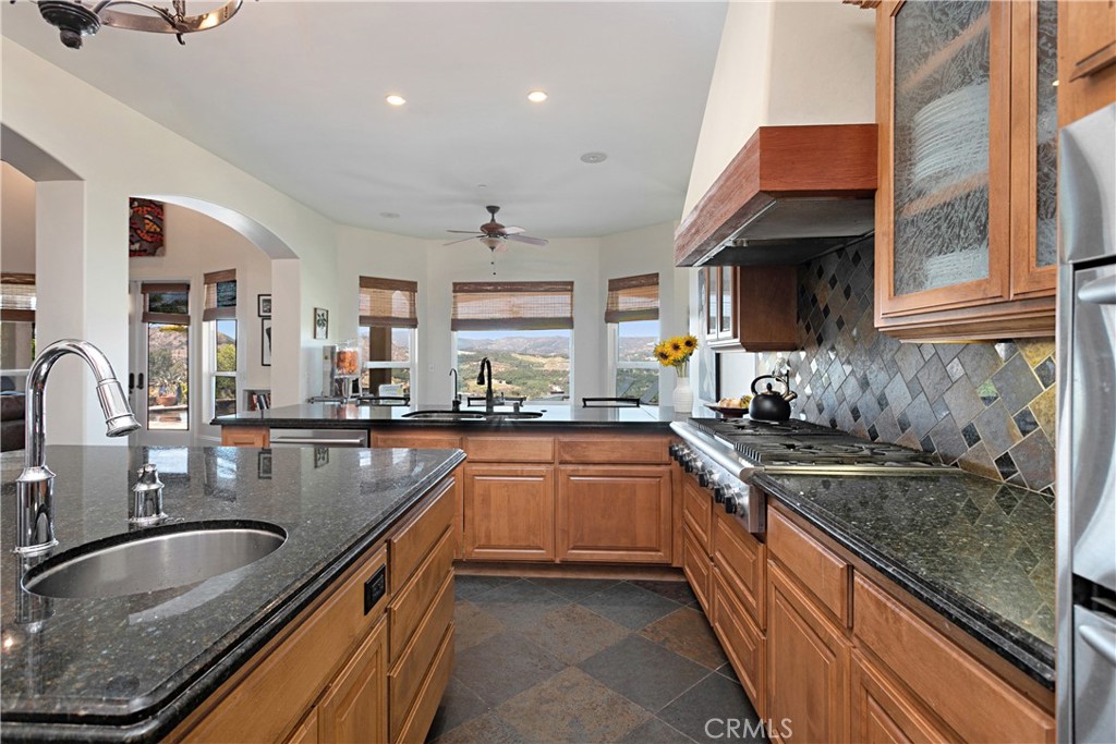 4106 Rock Mountain Road Fallbrook, CA 92028 - Photo 15 of 36 Gallery Image 15
