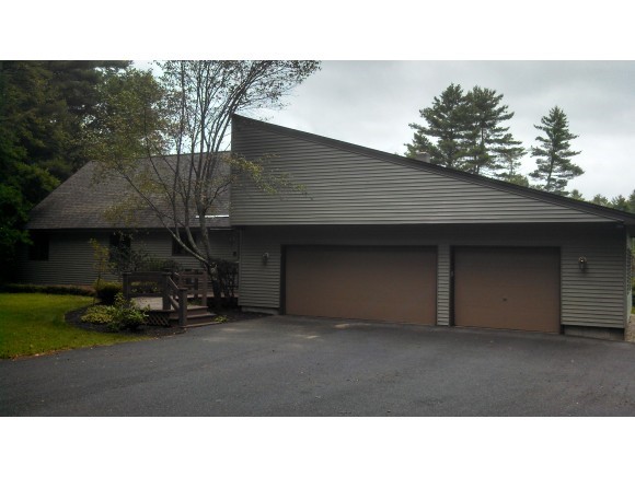 836 East Penacook Road Hopkinton, NH 03229 - Photo 1 of 1
