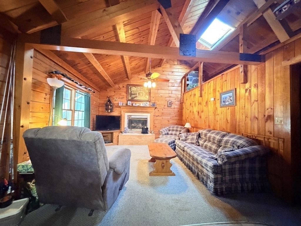 41 Kingsbury Road Spencer, MA 01562 - Photo 4 of 13 Gallery Image 4
