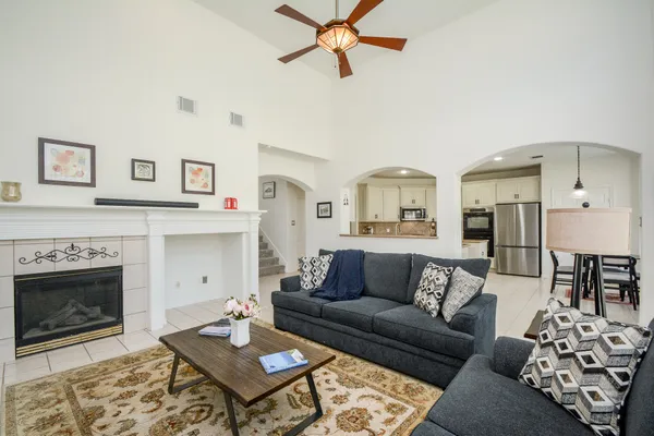 $4,150 | 14 Guinevere Place, The Woodlands, TX 77384