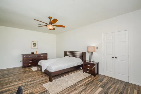 $4,150 | 14 Guinevere Place, The Woodlands, TX 77384