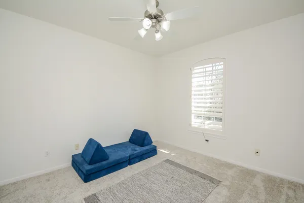 $4,150 | 14 Guinevere Place, The Woodlands, TX 77384