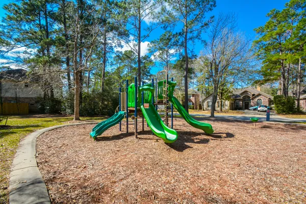 $4,150 | 14 Guinevere Place, The Woodlands, TX 77384