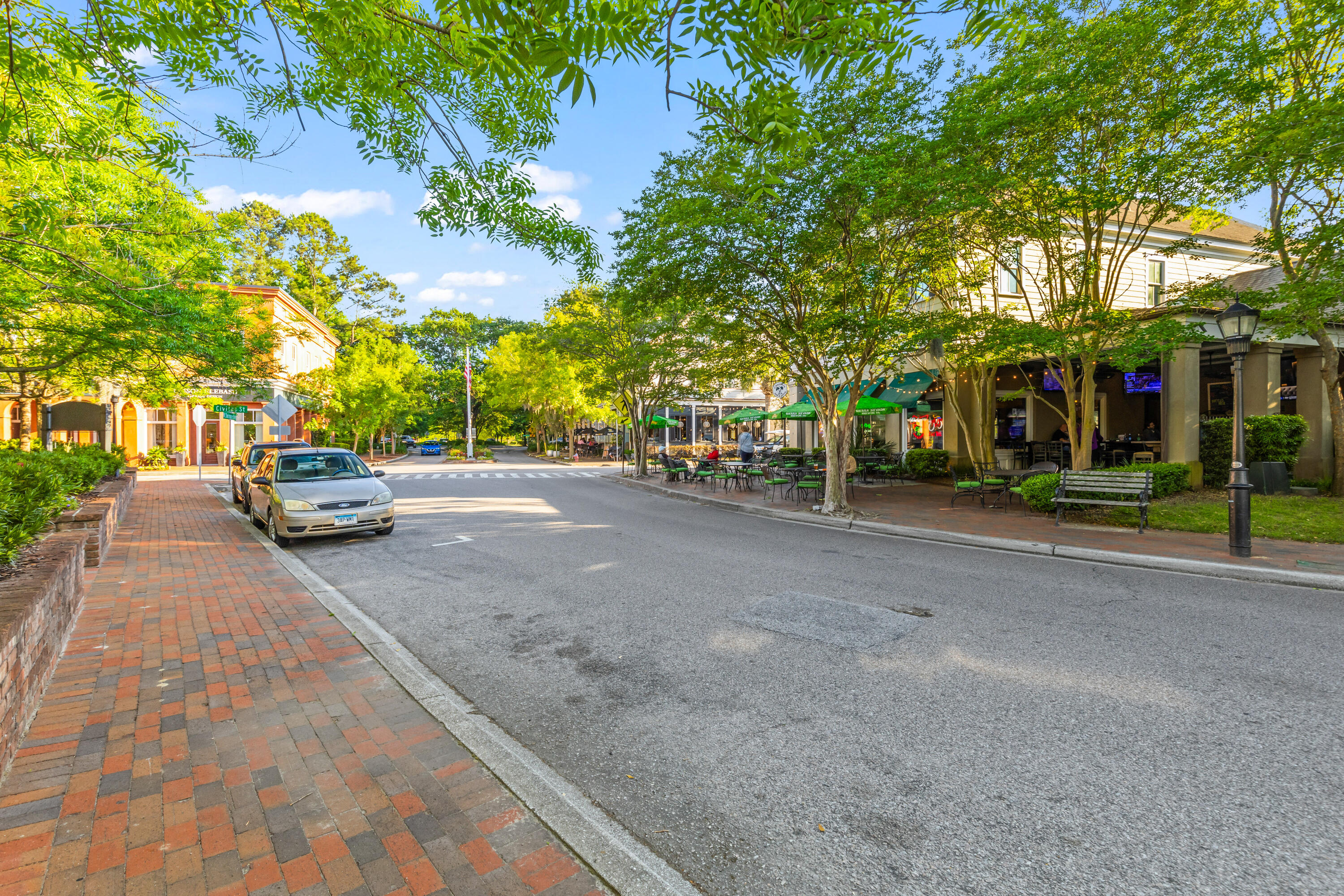 236 Ponsbury Road Mount Pleasant, SC 29464 - Photo 54 of 61 Restaurants within walking distance