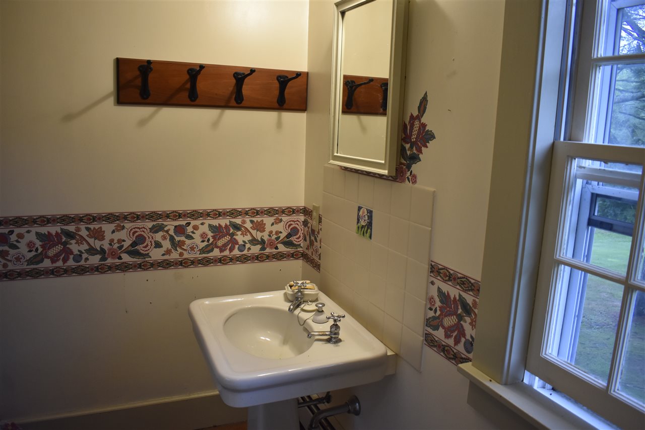 101 North Skinny Ridge Road Littleton, NH 03561 - Photo 31 of 40
