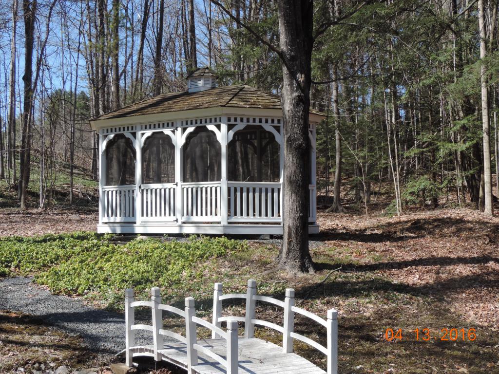 28 Watkins Hill Road Walpole, NH 03608 - Photo 3 of 24