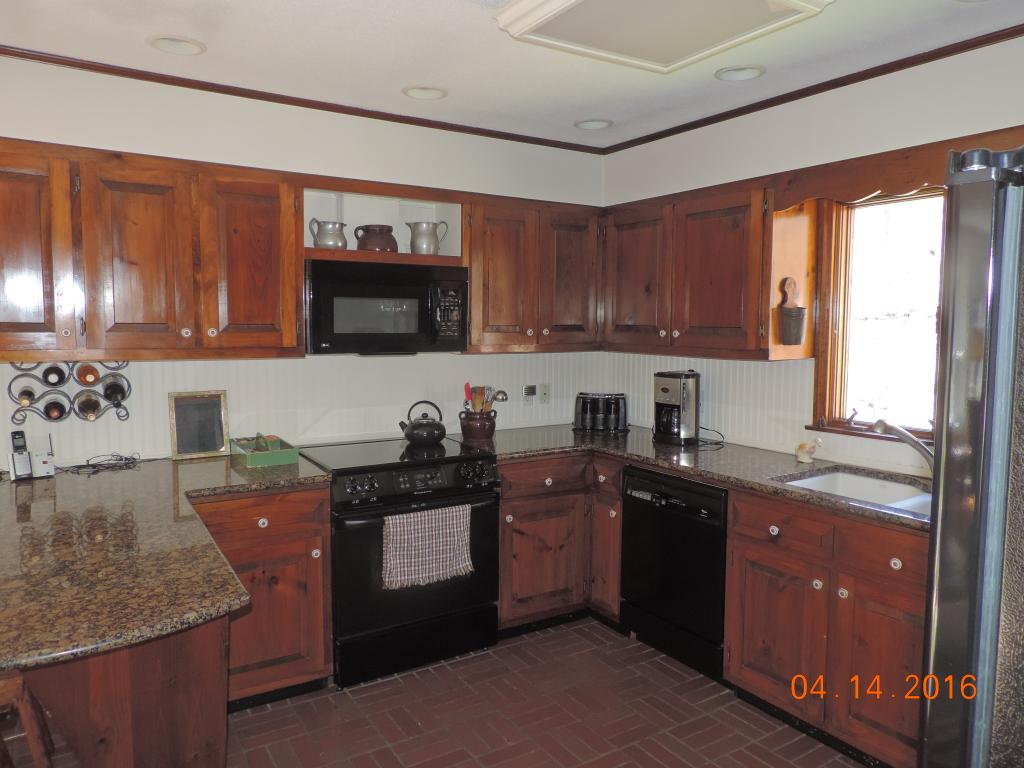 28 Watkins Hill Road Walpole, NH 03608 - Photo 10 of 24