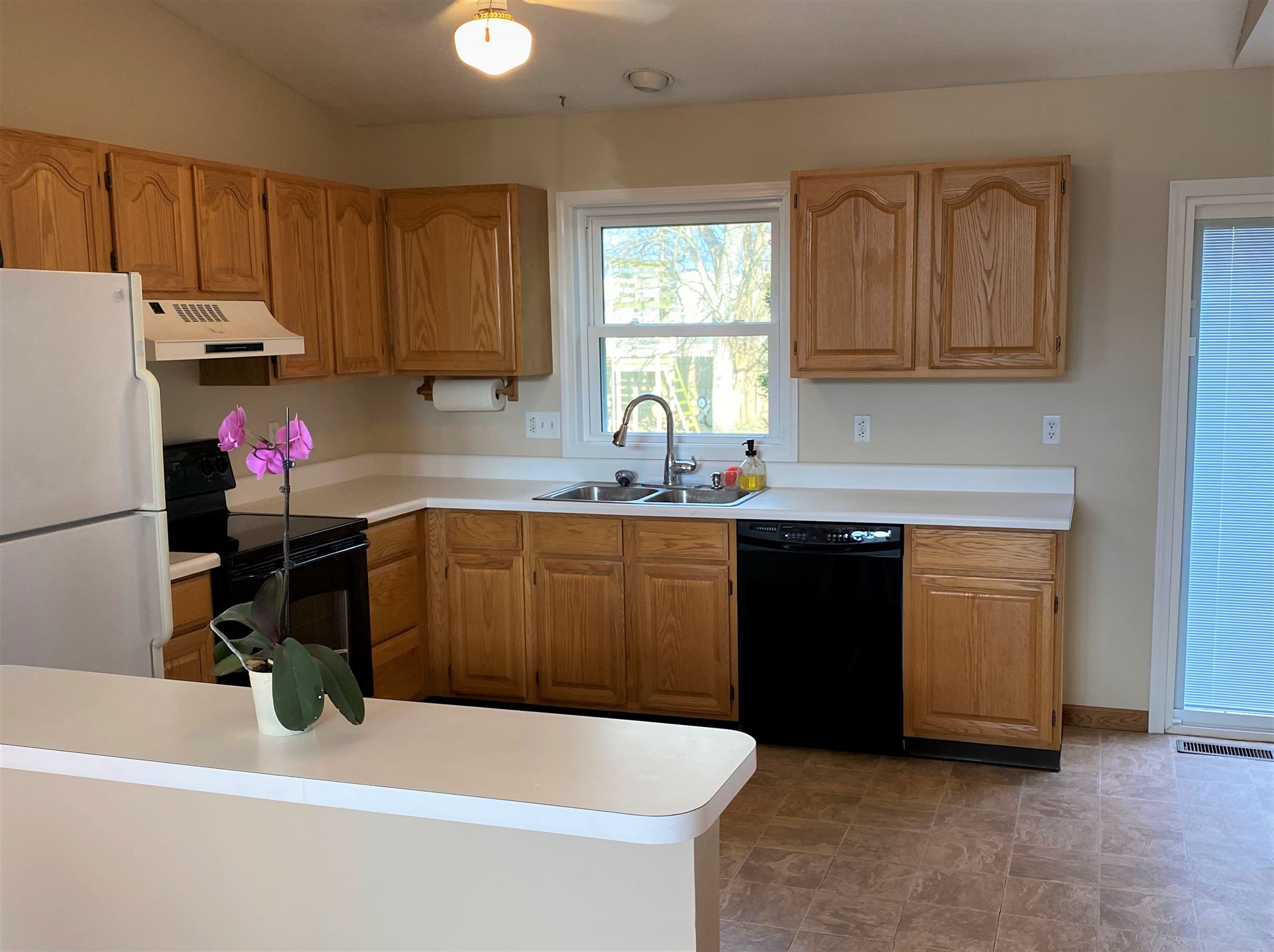 51446 Righter Lane South Bend, IN 46628 - Photo 5 of 26 Gallery Image 5