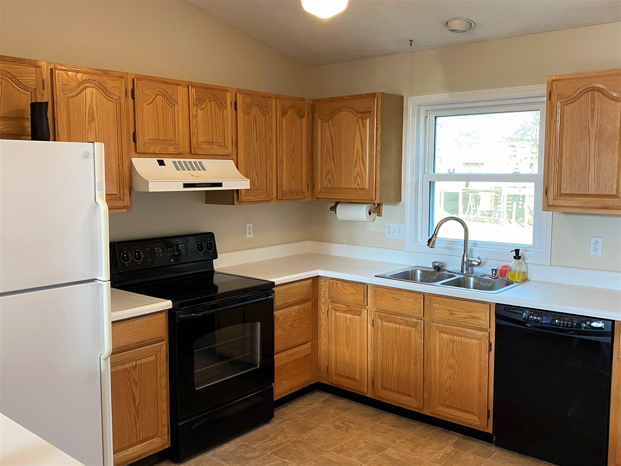 51446 Righter Lane South Bend, IN 46628 - Photo 7 of 26 Gallery Image 7