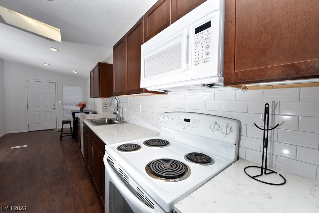 3560 North Blagg Road Pahrump, NV 89060 - Photo 20 of 33