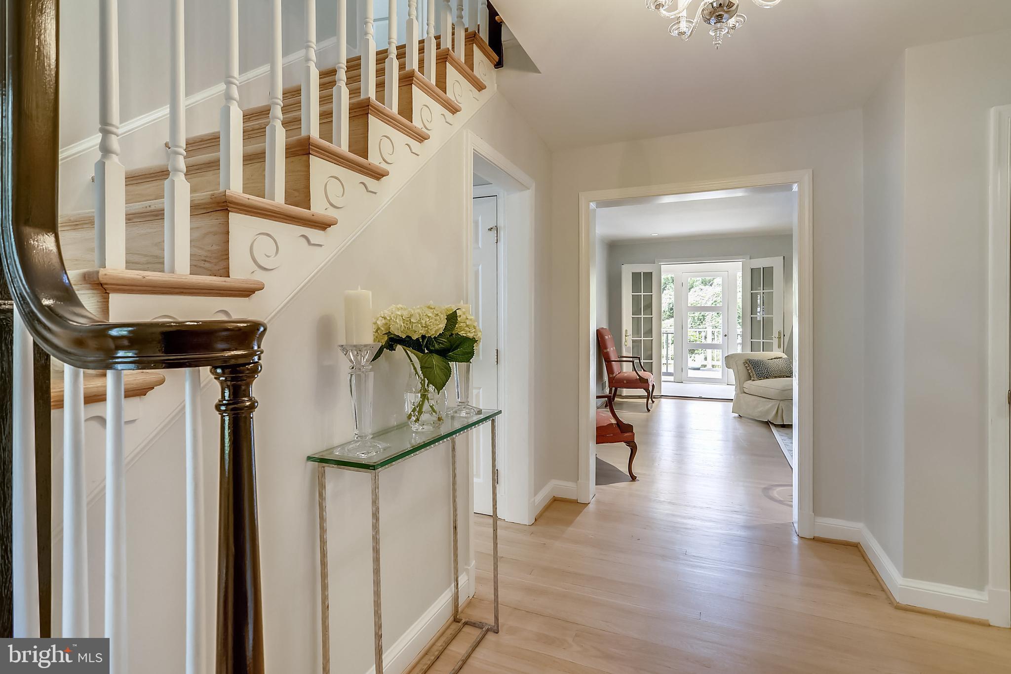 8204 Kerry Road Chevy Chase, MD 20815 - Photo 7 of 74 Entry