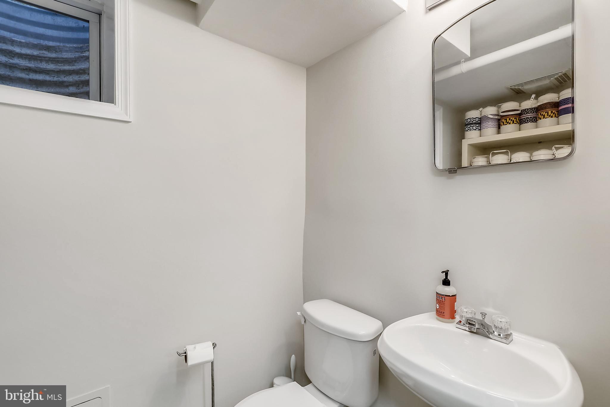 8204 Kerry Road Chevy Chase, MD 20815 - Photo 68 of 74 Full Bath