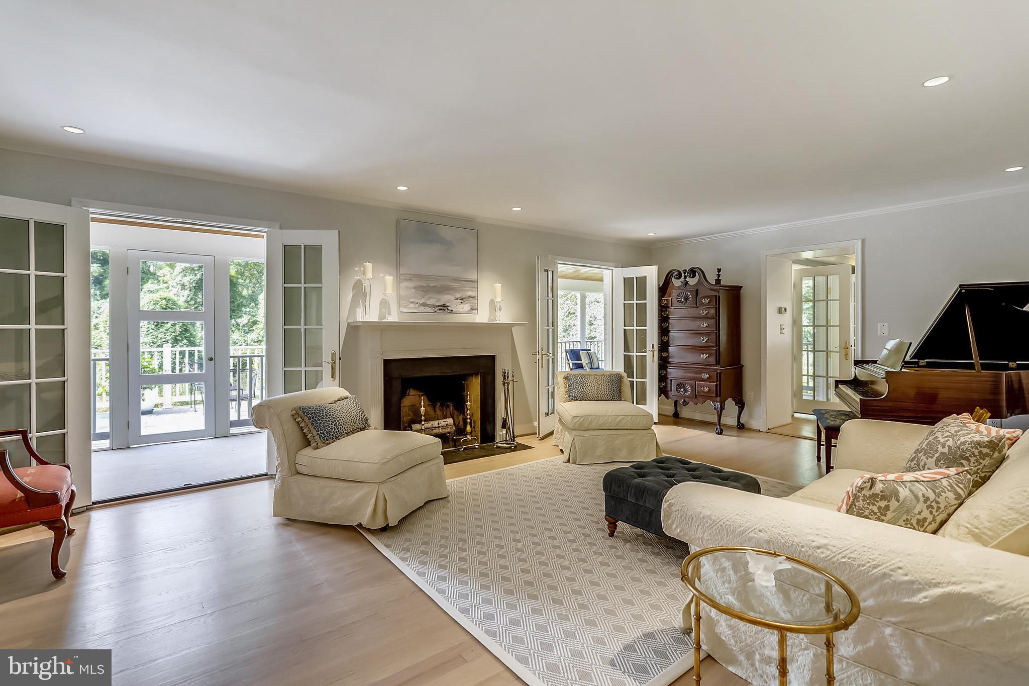 8204 Kerry Road Chevy Chase, MD 20815 - Photo 8 of 74 Living Room