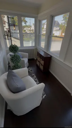 $3,800 | 18 1st Avenue, East Islip, NY 11730
