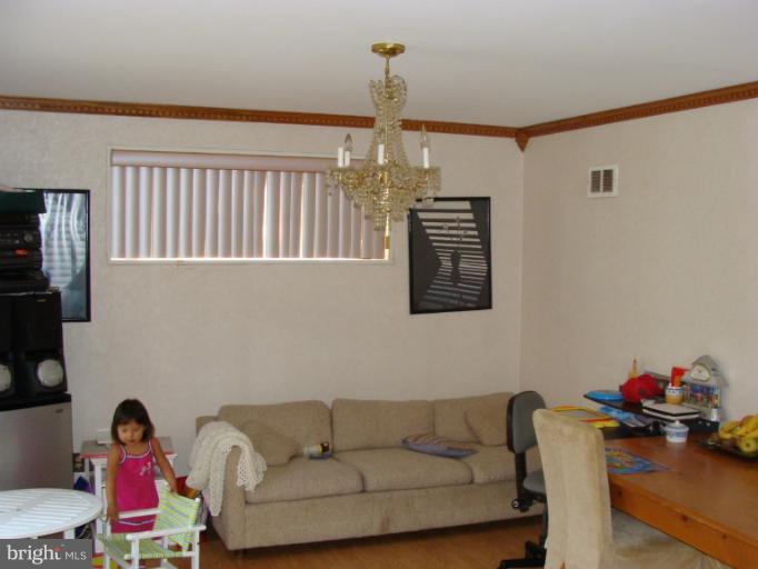 3700 Kenway Street Silver Spring, MD 20906 - Photo 9 of 22 Dining Room