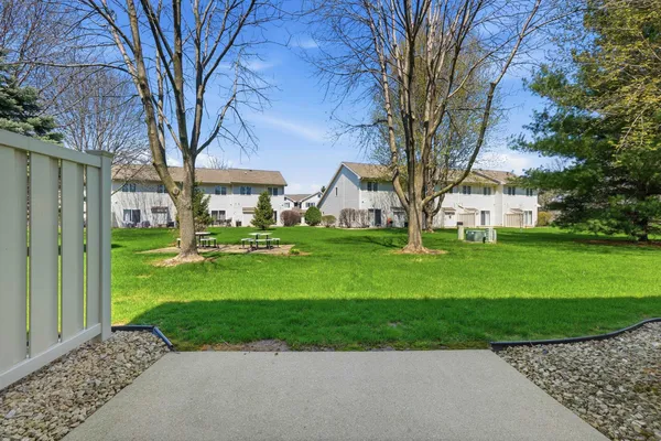 $329,900 | 520 Enterprise Drive, Verona, WI 53593