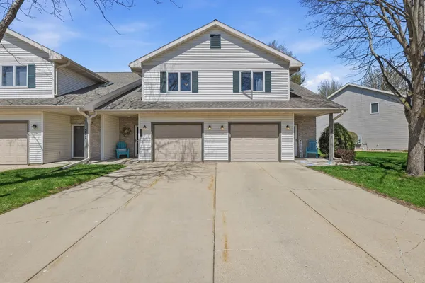 $329,900 | 520 Enterprise Drive, Verona, WI 53593