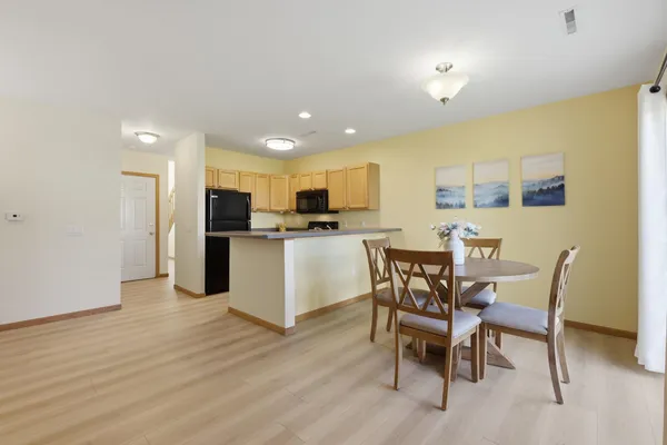 $329,900 | 520 Enterprise Drive, Verona, WI 53593