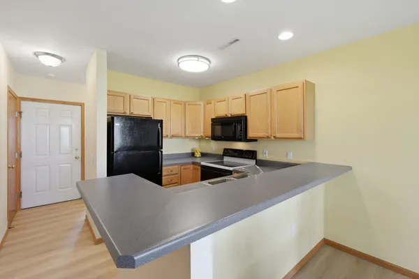 $329,900 | 520 Enterprise Drive, Verona, WI 53593