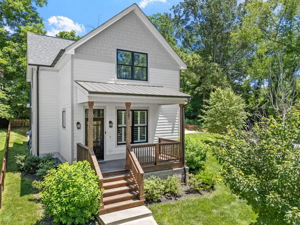 $600,000 | 5685 Lee Avenue, Chattanooga, TN 37409