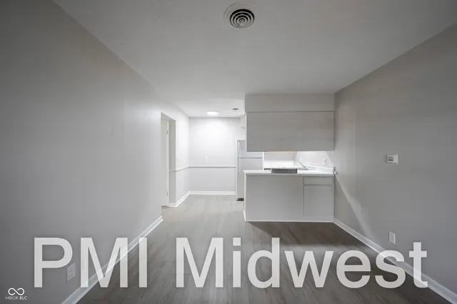 $699 | 323 East 8th Street, Unit B, Marion, IN 46953