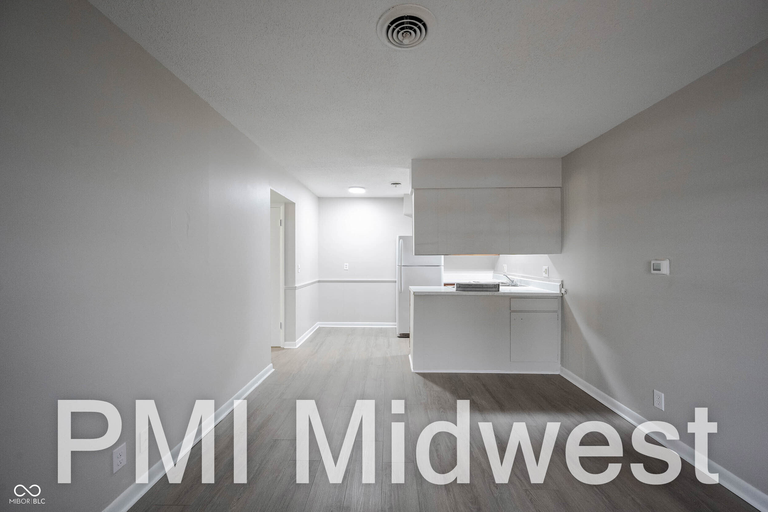 323 East 8th Street, Unit B Marion, IN 46953 - Photo 3 of 7