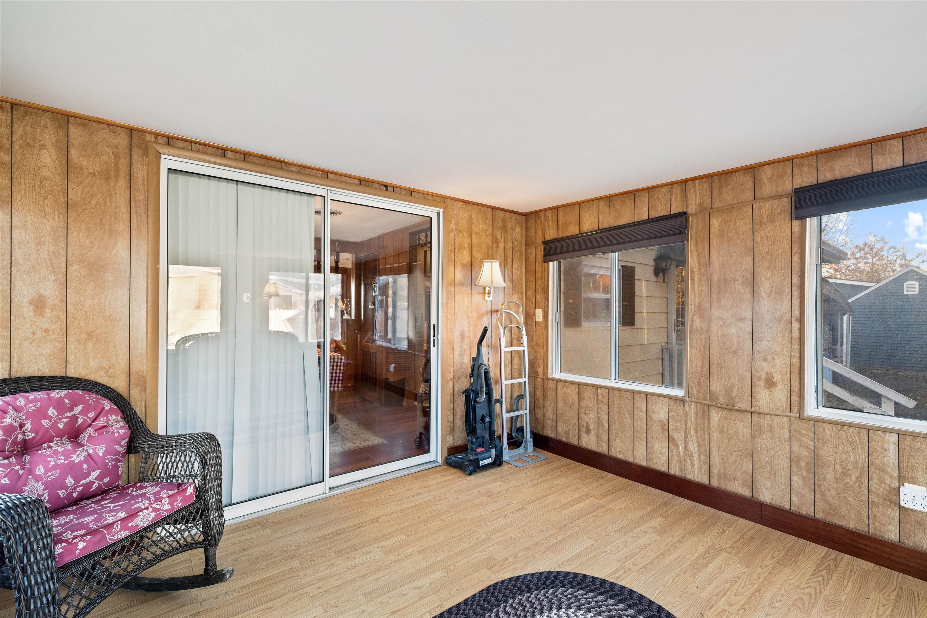 61 Riverledge Drive Goffstown, NH 03045 - Photo 11 of 40